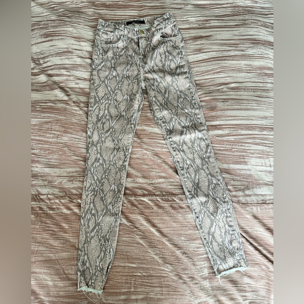 J Brand Size 24 Pink Snakeskin Jeans